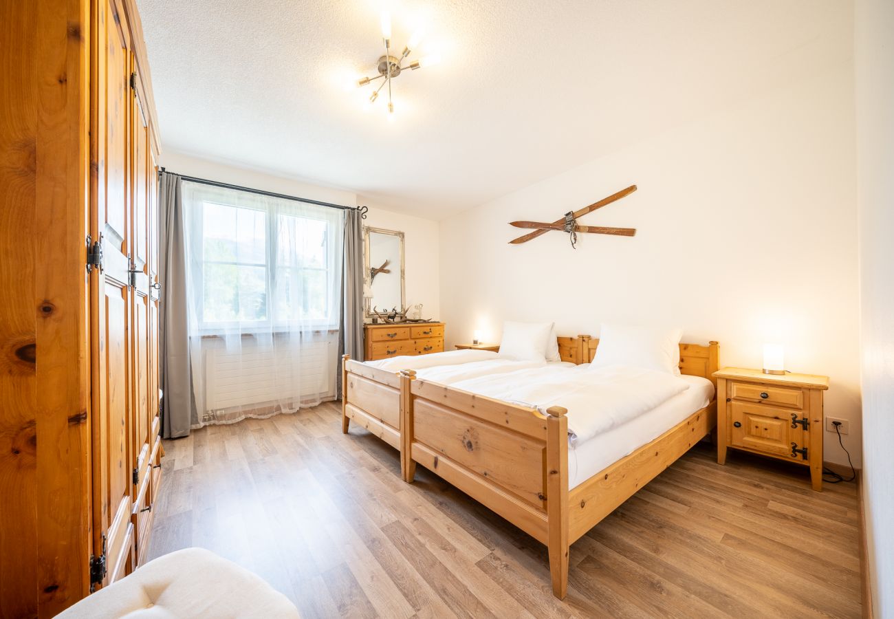 Ferienwohnung in Vulpera - 2202 Stilvolle 3.5 Zimmer Wohnung im Alpinen Stil eingerichtet