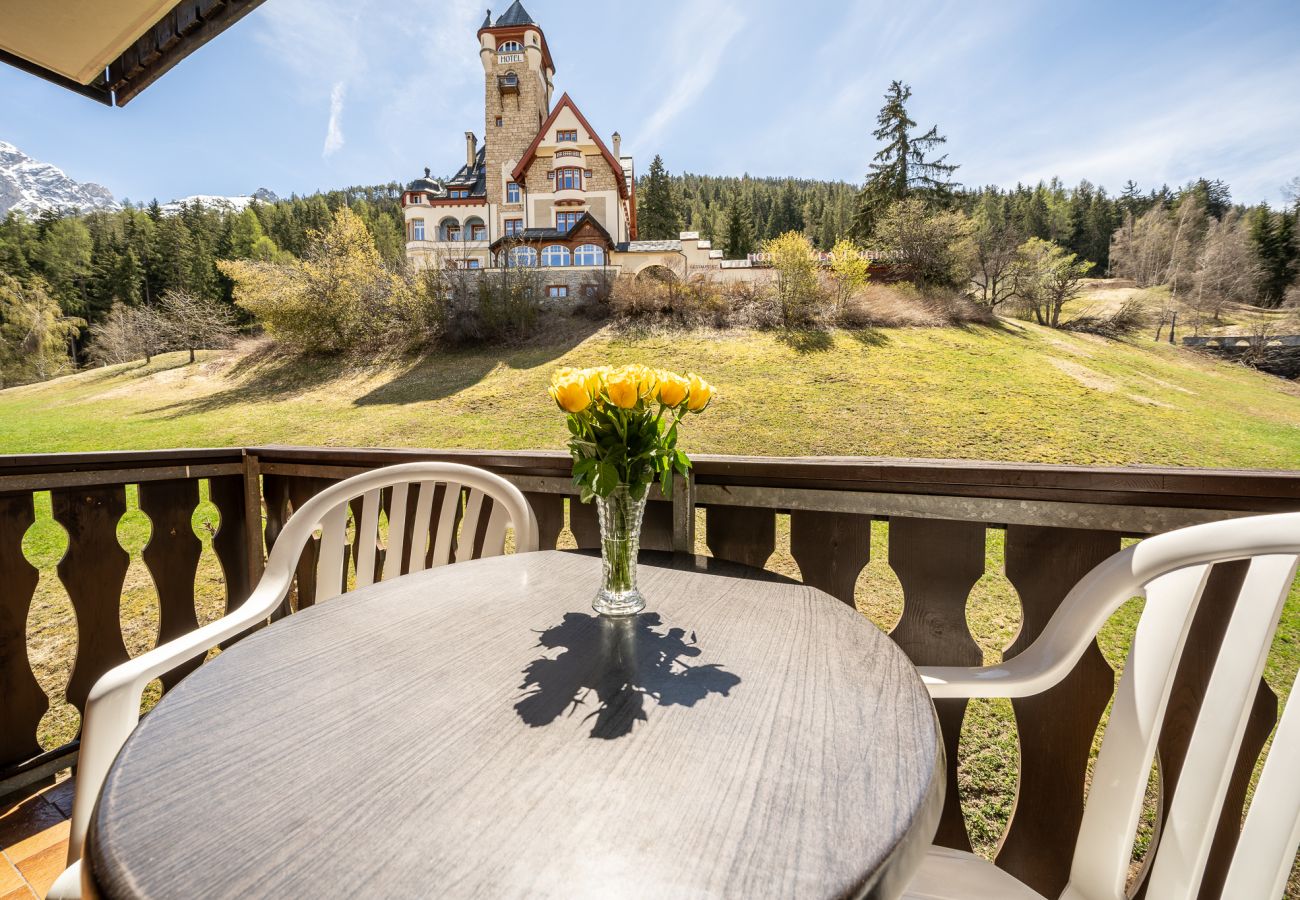 Studio in Vulpera - 4303 Gemütliches Studio mit schöner Aussicht Chasa Valbernard