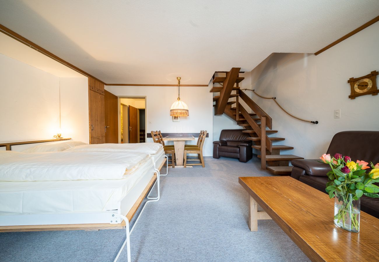 Ferienwohnung in Vulpera - 6404 Geräumige 2,5 Maisonette-Wohnung im Dachgeschoss mit Balkon und Blick auf den Inn