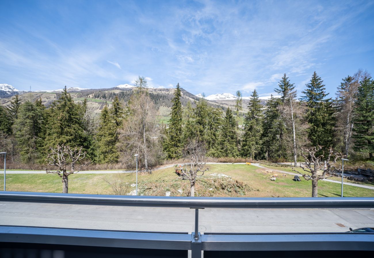Ferienwohnung in Vulpera - PL202 lichtdurchflutete Wohnung mit grosser Terrasse mit Blick Richtung Scuol